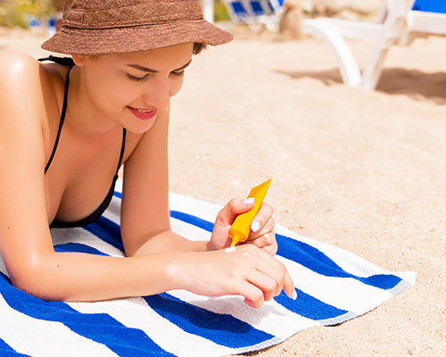 6 Scary Sunscreen Ingredients to Avoid