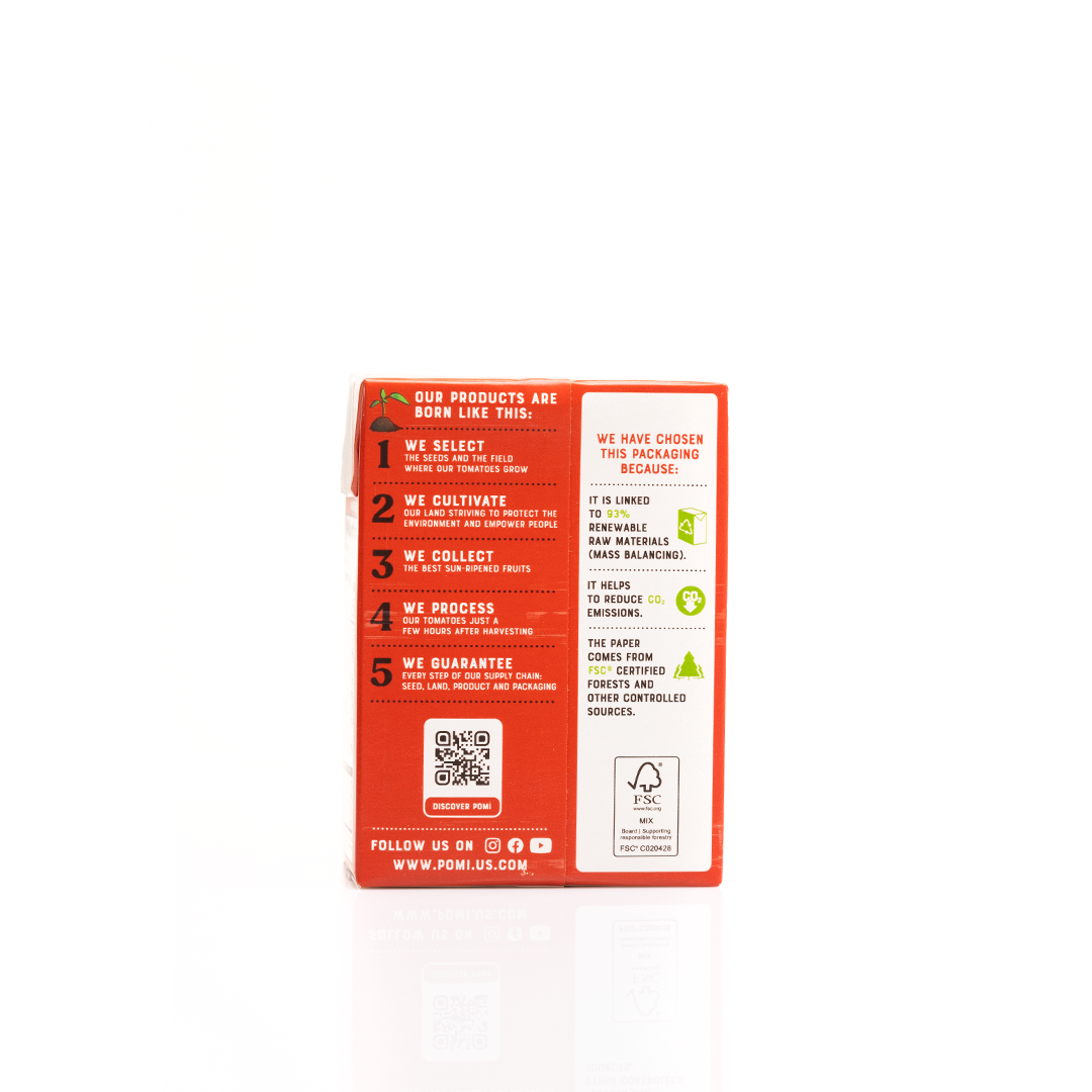 Pomi Tomatoes Chopped 750g