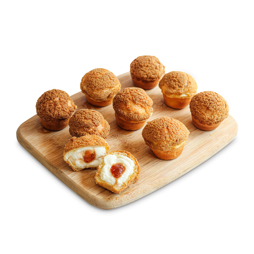 Gluten-Free Mascarpone Puffs Strawberry 9 pieces
