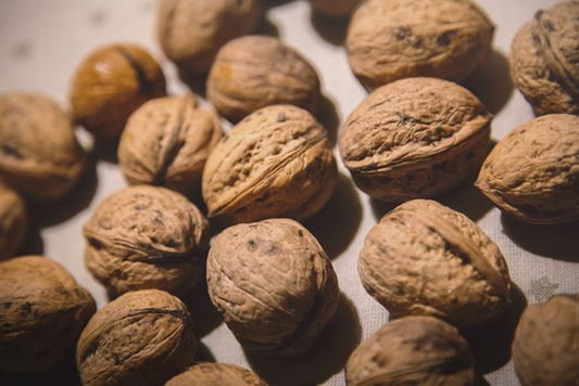 5 More Reasons to Snack on Nuts