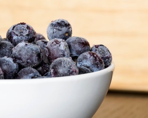 Dried vs. Frozen Blueberries: Which Is Healthier?