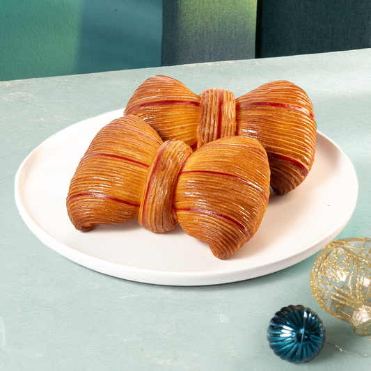 Strawberry Cream Ribbon Croissant - 2 pcs