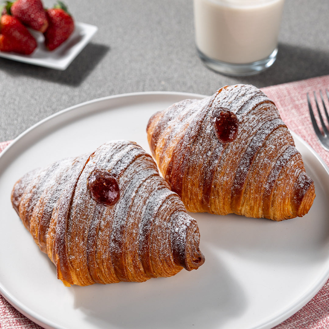 Strawberry Croissants - 2 pcs